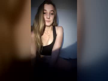 blondiebabe420