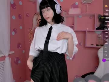 molly kis 